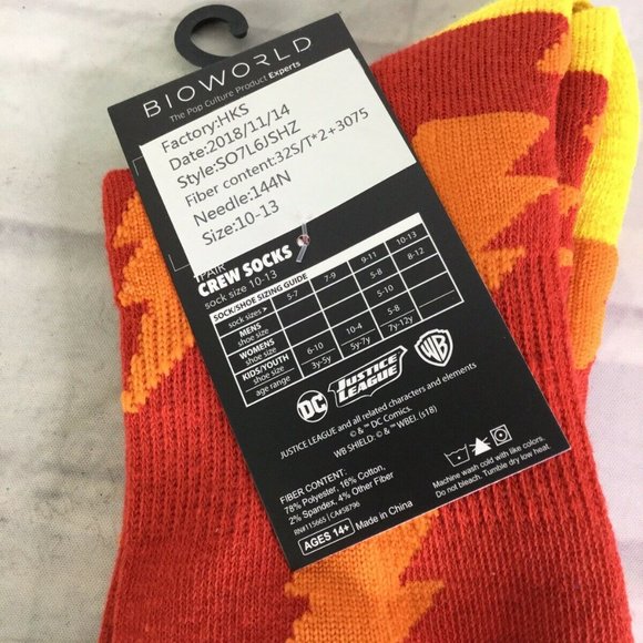 DC Comics Shazam Billy Batson Logo Men's Socks - Picture 4 of 4